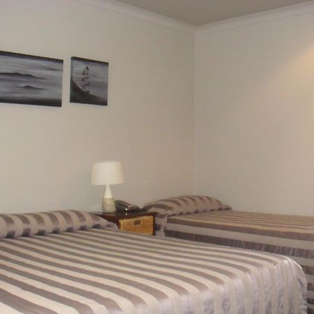 Bristol Motel Аппер-Хатт Экстерьер фото